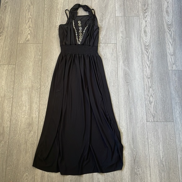 Black Dress - Picture 8 of 10